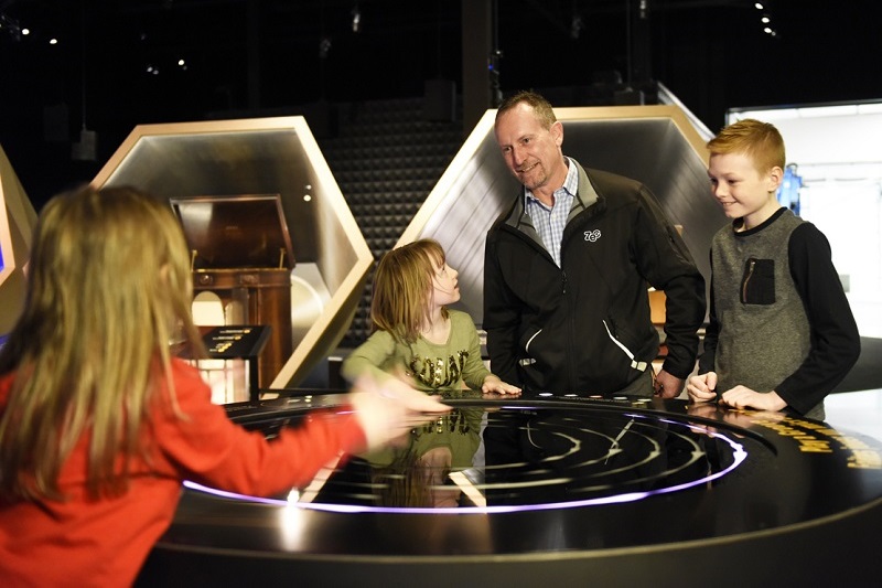 family at Canadian Museum of Science and Technology